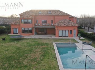 Casa · 500m² · 7 Ambientes · Venta o Alquiler Casa 4 Dorm. en Pilará Barrio La Berlina, Pilará