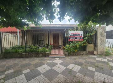 Casa de 3 ambientes, Esteban Echeverría · Casa en Venta!