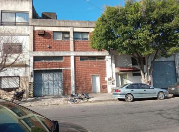 Bodega-Galpón · 449m² · 449 m² en 2 Plantas