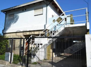Casa · 277m² · 3 Ambientes · 1 Cochera · Venta Casa con 5 Deptos. en El Talar de Pacheco