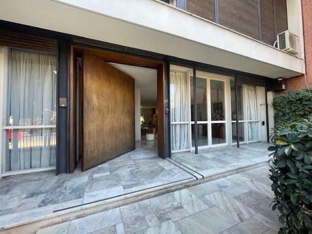 Casa · 600m² · 10 Ambientes · 2 Cocheras