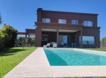 Casa · 200m² · 6 Ambientes · 2 Cocheras · Venta Casa en El Canton - Norte a La Laguna