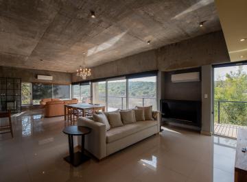 Casa de 6 ambientes, Mendiolaza · Vistas 360° en Estancia Q2 | Casa Moderna C/ Ascensor, Cava Integrada y Pileta en Terraza