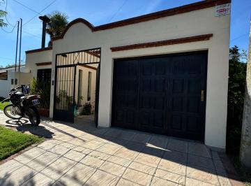 Casa de 5 ambientes, Saladillo · Hermosa Casa 3 Dorm. en Venta