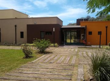 Casa · 200m² · 3 Dormitorios · Hermosa Casa en en El Barrio Las Chacras de Open Door Bc