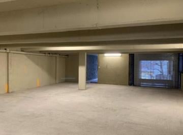 Garage · 12m² · 1 Cochera · Cochera en 1er Piso por Montacoches y Control de Ingreso