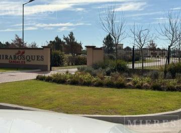 Terreno · 1011m² · Lote en Venta Barrio Mirabosques, Cardales