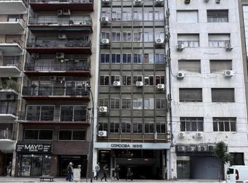 Terreno · 5500m² · Venta Terreno con Edificio de 5500 m 9 Pisos y Parking 3 Subsuelo 160cocheras con Excelente Renta
