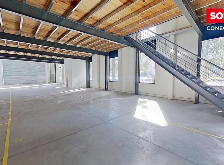 Oficina comercial · 427m² · 1 Cochera