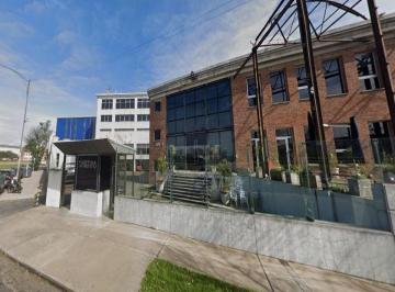 Depósito · 6643m² · Excelente Depósito con Edificio Comercial de 6.643 m² Cubiertos en La Boca