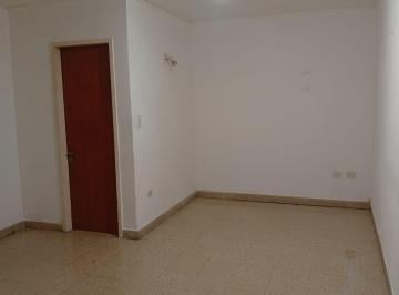 Departamento de 3 ambientes, La Plata · Departamento en Alquiler en La Plata Calle 50 E/ 8 y 9