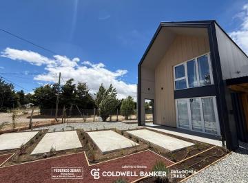 Casa · 70m² · 3 Ambientes · 1 Cochera · Venta Casa Duplex 3 Amb 80 m² a 200 m del Lago - Bariloche - Apta Credito