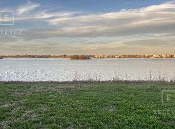Terreno · 1057m² · Lote a La Laguna Central en Venta, Barrio Cerrado Marinas, Puertos