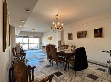 Departamento · 175m² · 5 Ambientes · 1 Cochera · Departamento en Venta Barrio Martin - Se Acepta Permuta