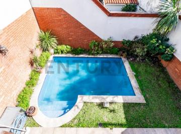 Casa · 217m² · 5 Ambientes · 2 Cocheras · Venta Casa Villa Devoto