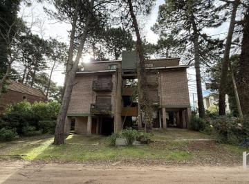 DEI-DEI-1828_2 · Departamento 2 Dorm. en Venta en Pinamar Zona Dúplex
