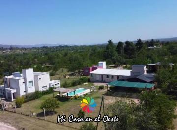 Casa · 169m² · 6 Ambientes · 5 Cocheras · Cabañas en Alquiler Temporario - Villa Giardino - Córdoba