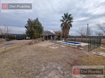 Casa · 115m² · 5 Ambientes · 3 Cocheras · Casa en Maderos de Bombal, Maipú, Mendoza