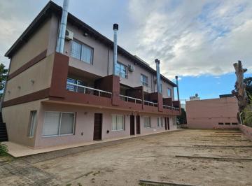Departamento · 60m² · 3 Ambientes · 1 Cochera · Pinamar Departamento de 3 Ambientes Pinamar Zona Centro