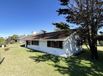 Casa de 5 ambientes, Pinamar · Casa en Alquiler Pinamar Zona Norte Playa