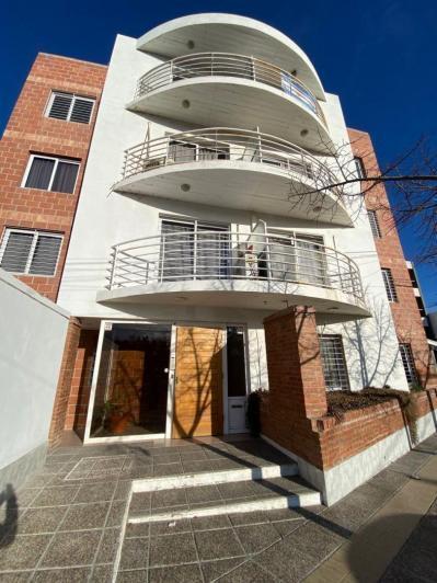 Departamento · 150m² · 4 Ambientes · 1 Cochera
