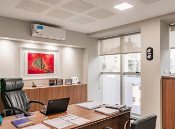 Imagen 1 - Amplia oficina exclusiva de 160 m2 en edificio inteligente con cochera y amenities en el centro. - · Amplia Oficina Exclusiva de 160 m² en Edificio Inteligente con Cochera y Amenities en El Centro.