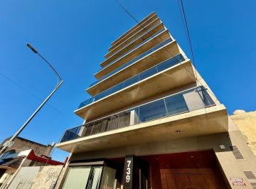 NIR-NIR-3598_2 · Monoambiente con Balcón Aterrazado a La Venta, Mataderos