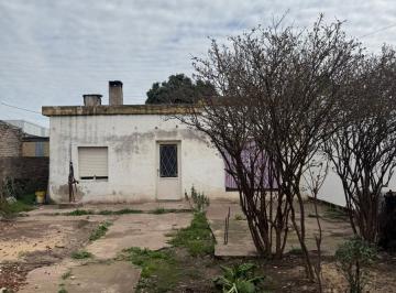 Casa · 80m² · 4 Ambientes · Casa en Venta - Ideal Oportunidad a 50 Min de Rosario!