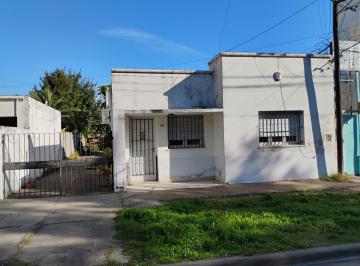 Casa de 3 ambientes, La Plata · Casa en Venta 27 Nº 231 E/36 y 37