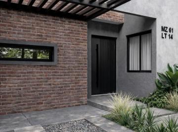 Casa · 145m² · 5 Ambientes · 2 Cocheras · Casa en Venta de 3 Dorm. en Rincones de Manantiales - Recibo Lote en Manantiales