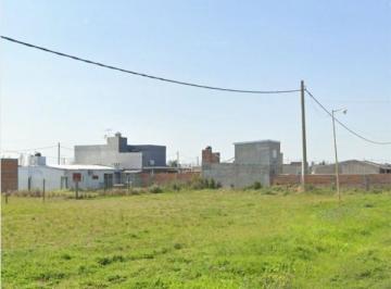 Terreno · 864m² · Venta - 3 Lotes de 864 m² c/u - Puerto General San Martin.