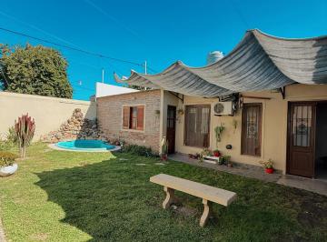 Casa de 5 ambientes, Santo Tomé · Hermosa Casa en Venta en Vieytes 2030
