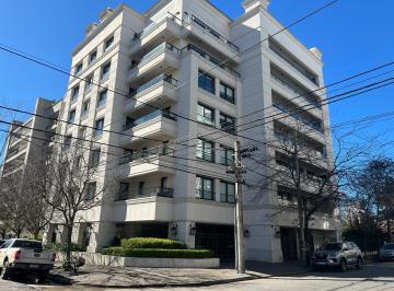 Departamento · 90m² · 3 Ambientes · 1 Cochera · Semipiso de Gran Categoria en Zona Guemes