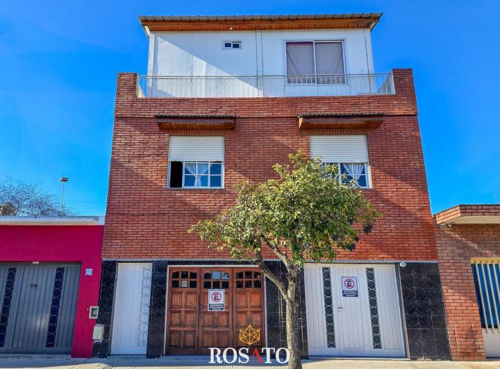 PH · 144m² · 5 Ambientes · 2 Cocheras