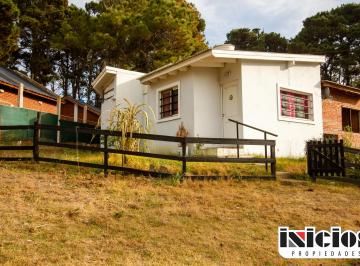 Casa de 2 ambientes, Nueva Atlantis · Casa: Las Margaritas Esq. Diag. Ayacucho - Nueva Atlántis - C802