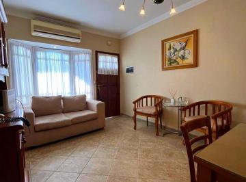 Casa · 100m² · 4 Ambientes · 1 Cochera · Venta Triplex en Haedo Sur