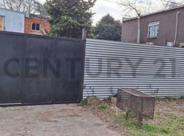 Terreno · 100m² · 3 Ambientes · 2 Cocheras · Terreno con Construccion en Venta en City Bell