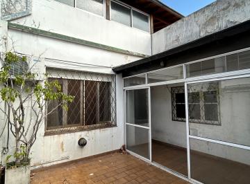 PH en Venta de 4 ambientes Florida Oeste · PH 4 Amb Cfte con Patio, Terraza y Quincho - Libertad 4069, Florida Oeste.