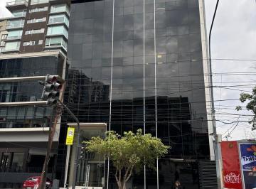 Oficina comercial · 296m² · 6 Cocheras · Alquiler de Oficina de 296 m² en Vicente López