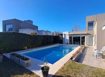 Casa de 5 ambientes, Esteban Echeverría · Casa en Venta en La Horqueta de Echeverría, Canning Apto Crédito