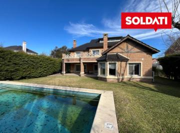 Casa · 227m² · 5 Ambientes · 1 Cochera · Casa en Venta en La Caballeriza – Haras de Pilar - Apta Credito