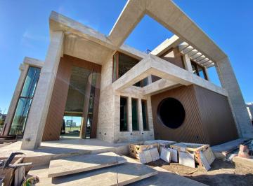 Casa de 5 ambientes, Tigre · Venta Casa Al Agua en Puentes Nordelta