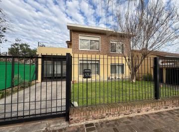 Casa · 170m² · 5 Ambientes · 3 Cocheras · Casa en Venta en General Pacheco, Tigre, G. B. a. Zona Norte