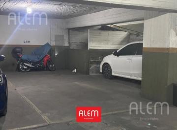Garage · 23m² · Cochera en Venta en Flores