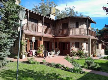 Casa de 4 ambientes, Mar del Plata · Chalet S/3 Lotes - Bo. Las Dalias - Apto Crédito - (Acepta Depto en Parte de Pago)