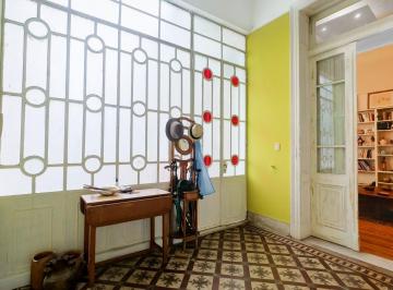 Departamento · 171m² · 5 Ambientes · En Venta, Antiguo y Elegante, Apto Diversos Destinos, Apto Crédito, Amplios y Luminosos Ambientes.
