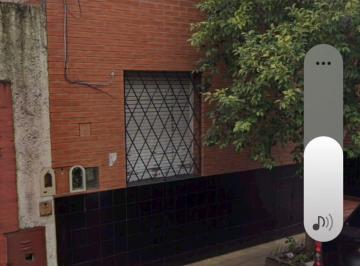 Casa de 5 ambientes, Pompeya · Casa Sobre Lote Propio Ideal 2 Familias