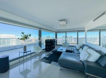 Foto1 · Penthouse Dúplex en Mansa, 3 Suites Más Dependencia