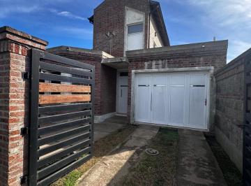 Casa · 159m² · 5 Ambientes · 1 Cochera · Casa en Ricardone