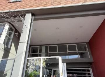 Departamento · 50ha · 2 Ambientes · 1 Cochera · Departamento - Moron Sur - Frente a La Plaza